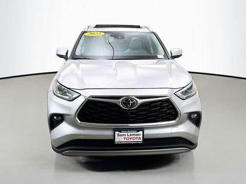 2023 Toyota Highlander Platinum