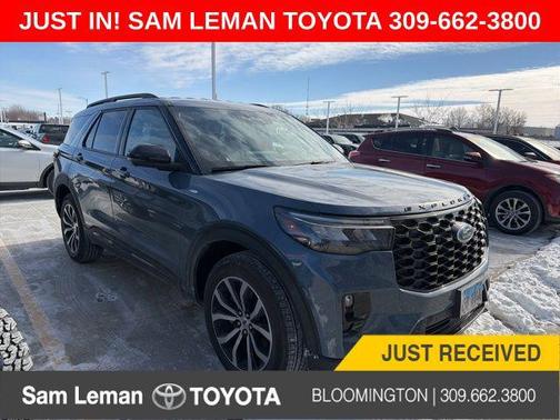 2025 Ford Explorer ST-Line