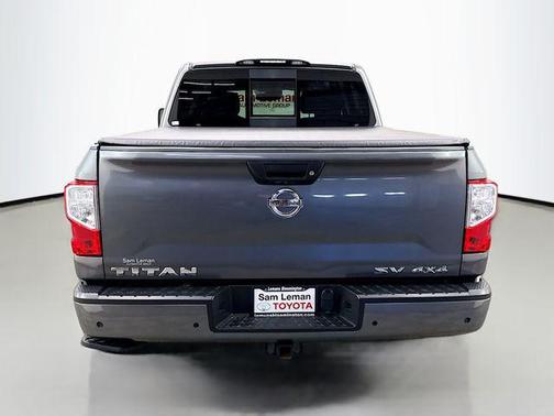 2021 Nissan Titan SV