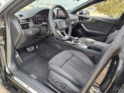 2025 Audi A5 Sportback Premium Plus 45 TFSI S line quattro S tronic