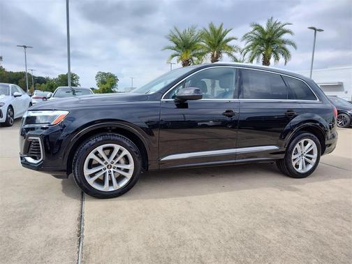 2025 Audi Q7 Premium Plus 55 TFSI quattro Tiptronic