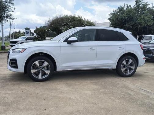 2024 Audi Q5 Premium Plus 40 TFSI quattro S tronic