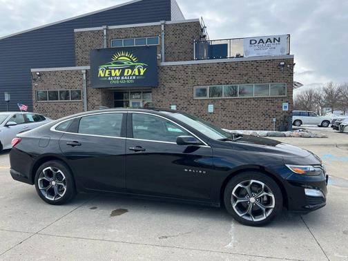2021 Chevrolet Malibu FWD LT