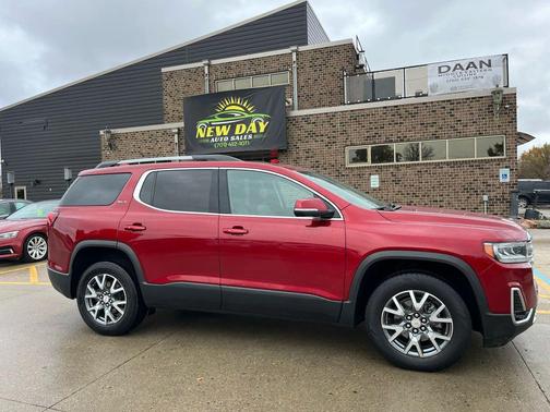 2023 GMC Acadia AWD SLT