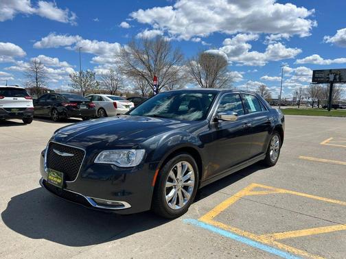 Maximum Steel Metallic Clearcoat 2017 Chrysler 300C Base