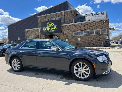 Maximum Steel Metallic Clearcoat 2017 Chrysler 300C Base
