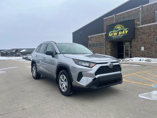 2019 Toyota RAV4 LE