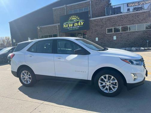 2018 Chevrolet Equinox LS