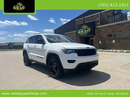 Bright White Clearcoat 2019 Jeep Grand Cherokee Upland