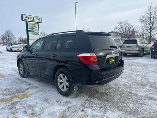 2010 Toyota Highlander SE