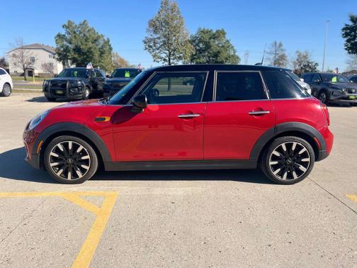 2017 MINI Hardtop Cooper