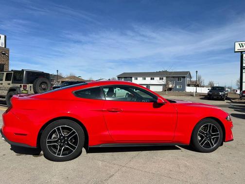 2020 Ford Mustang EcoBoost