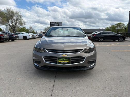 Autumn Bronze Metallic 2017 Chevrolet Malibu 1LT