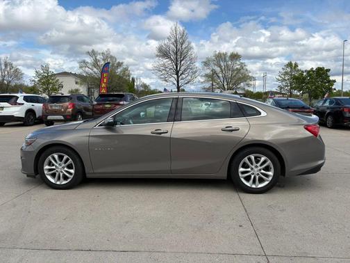 Autumn Bronze Metallic 2017 Chevrolet Malibu 1LT
