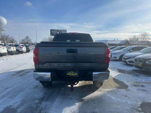 2014 Toyota Tundra SR5