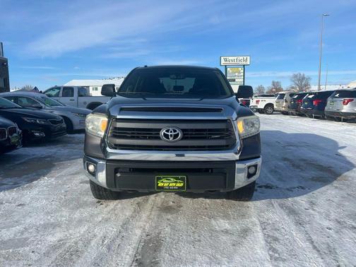 2014 Toyota Tundra SR5