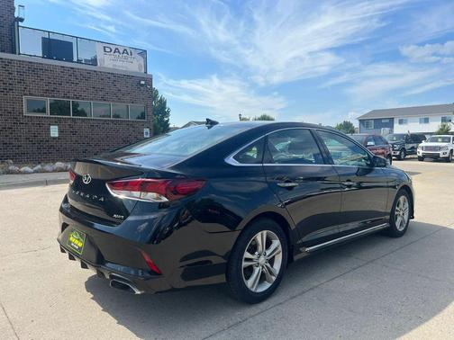 Phantom Black 2018 Hyundai SONATA Sport