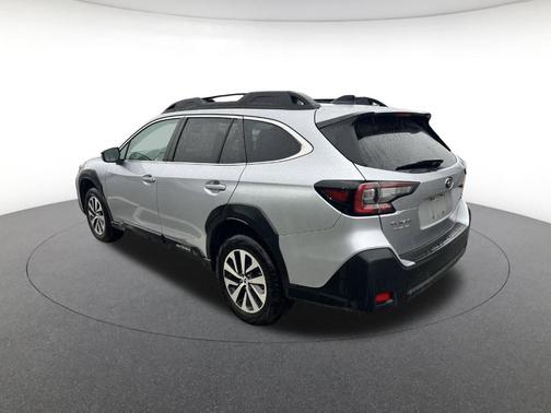 Ice Silver Metallic 2025 Subaru Outback Premium