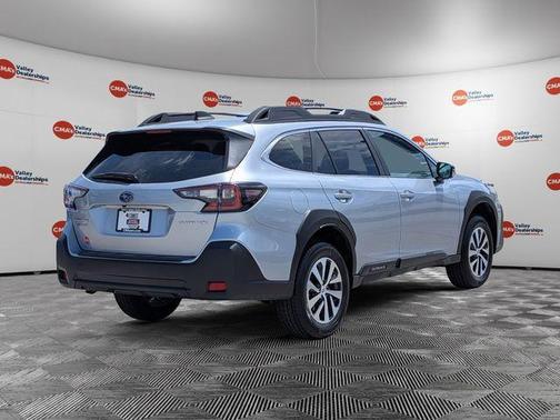 Ice Silver Metallic 2025 Subaru Outback Premium