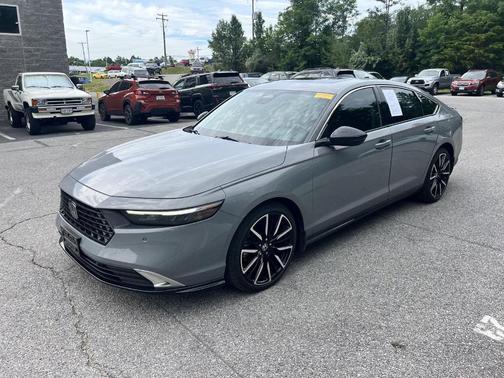 Urban Gray Pearl 2024 Honda Accord Hybrid Touring