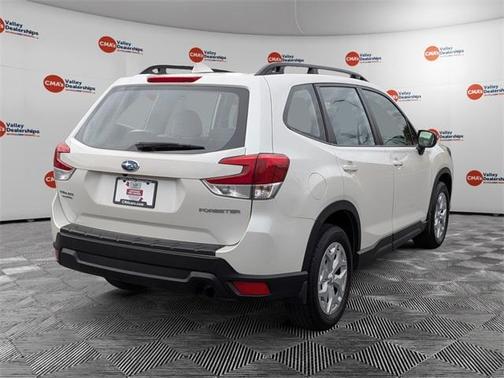 2022 Subaru Forester Base (CVT)