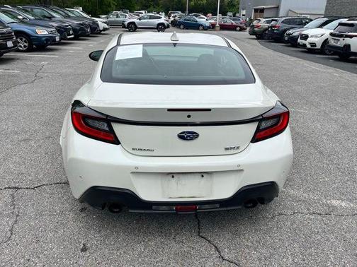 Crystal White Pearl 2023 Subaru BRZ Limited