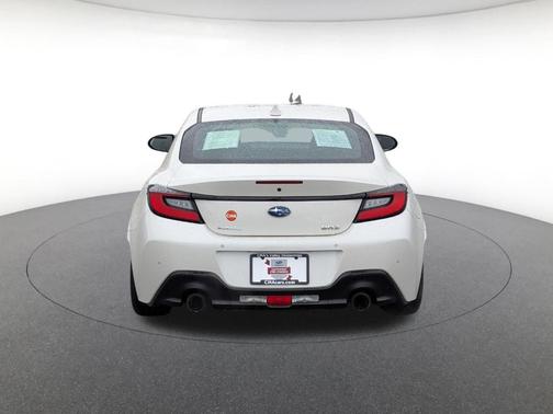 Crystal White Pearl 2023 Subaru BRZ Limited