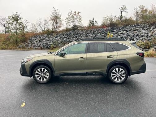 2025 Subaru Outback Limited XT