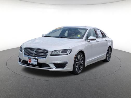 White Platinum Tri-Coat 2020 Lincoln MKZ Reserve