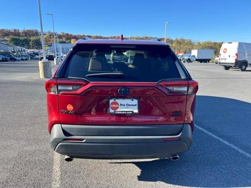 2021 Toyota RAV4 Hybrid XLE Premium