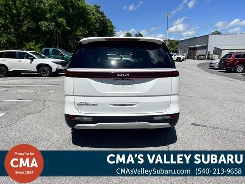 2022 Kia Carnival LX