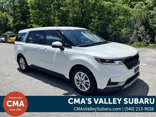 2022 Kia Carnival LX