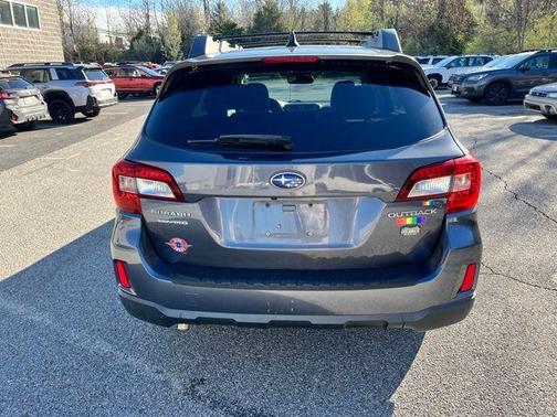 Carbide Gray Metallic 2016 Subaru Outback 2.5i Limited