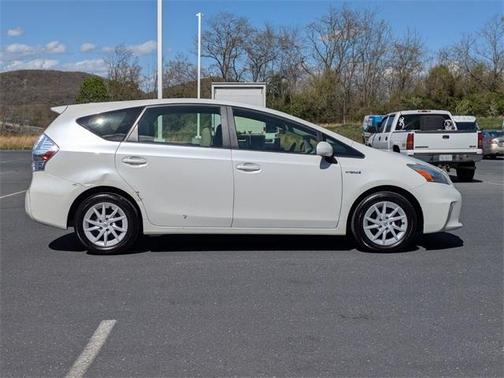 2012 Toyota Prius v Three