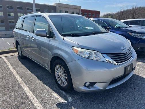 2012 Toyota Sienna Base