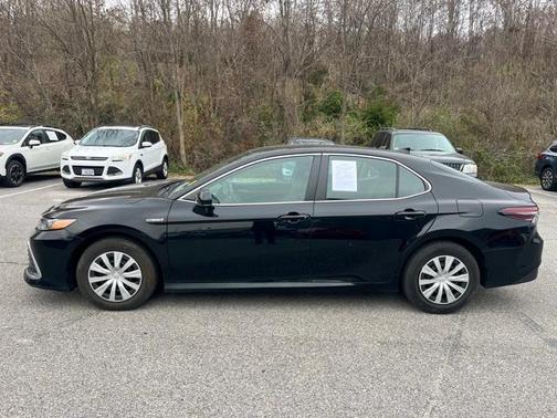 2021 Toyota Camry Hybrid LE