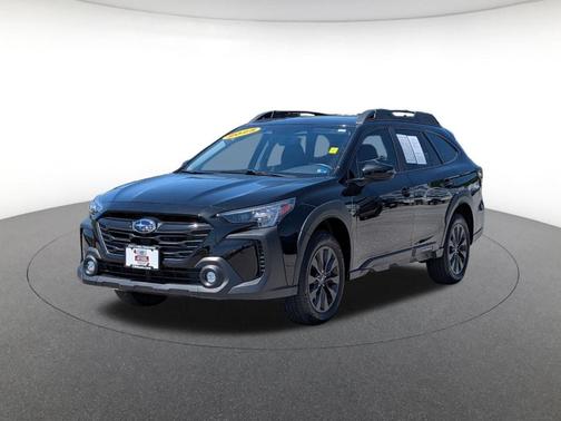 Crystal Black Silica 2025 Subaru Outback Onyx Edition XT