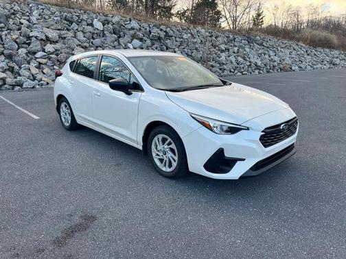 2025 Subaru Impreza Base