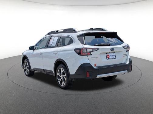 Crystal White Pearl 2020 Subaru Outback Touring XT