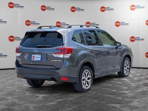 Magnetite Gray Metallic 2020 Subaru Forester Premium