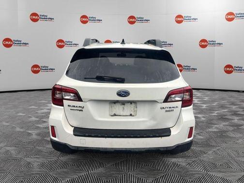 White 2017 Subaru Outback 3.6R Limited