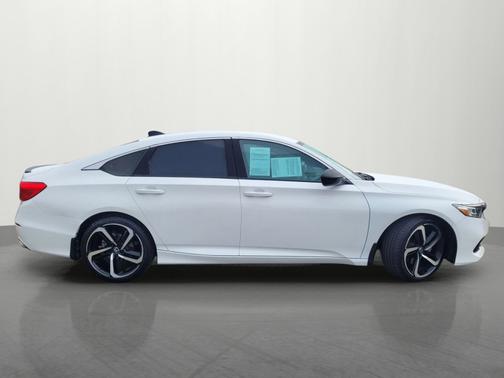 2021 Honda Accord 