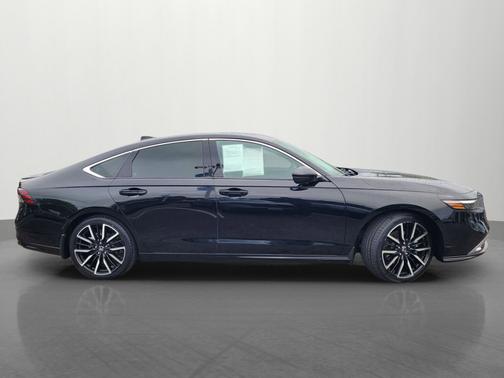 2023 Honda Accord Hybrid 