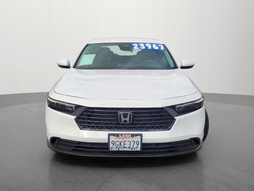 Platinum White Pearl 2023 Honda Accord
