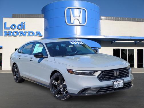2025 Honda Accord Hybrid 