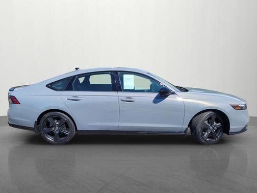 2025 Honda Accord Hybrid