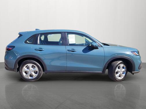 Nordic Forest Pearl 2025 Honda HR-V