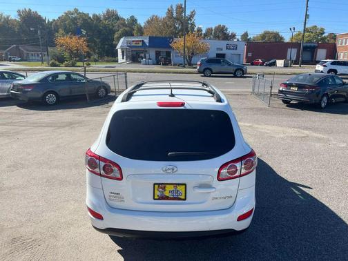 2011 Hyundai SANTA FE GLS