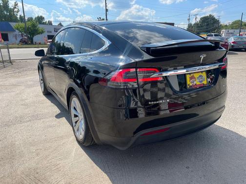 2016 Tesla Model X 90D