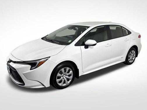 Ice Cap 2023 Toyota Corolla Hybrid LE